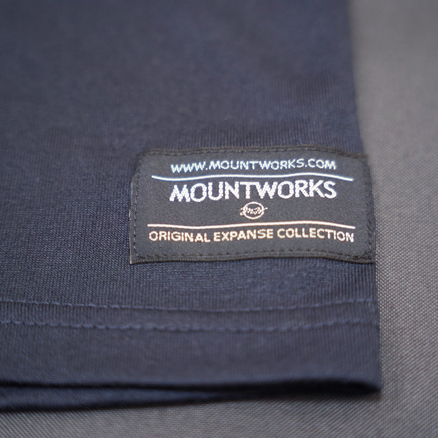 MOUNTWORKS LOGO T-Shirt(NAVY)