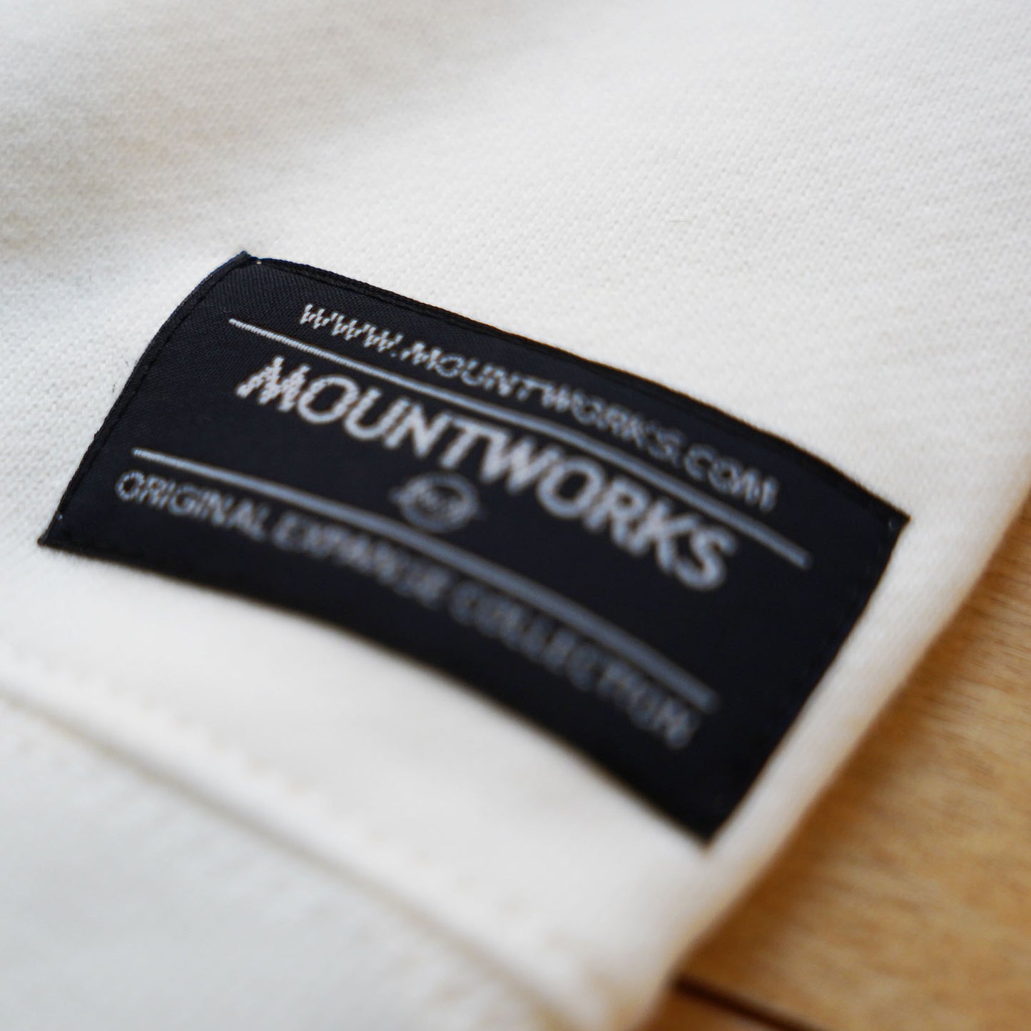 MOUNTWORKS TRAINER(WHITE)